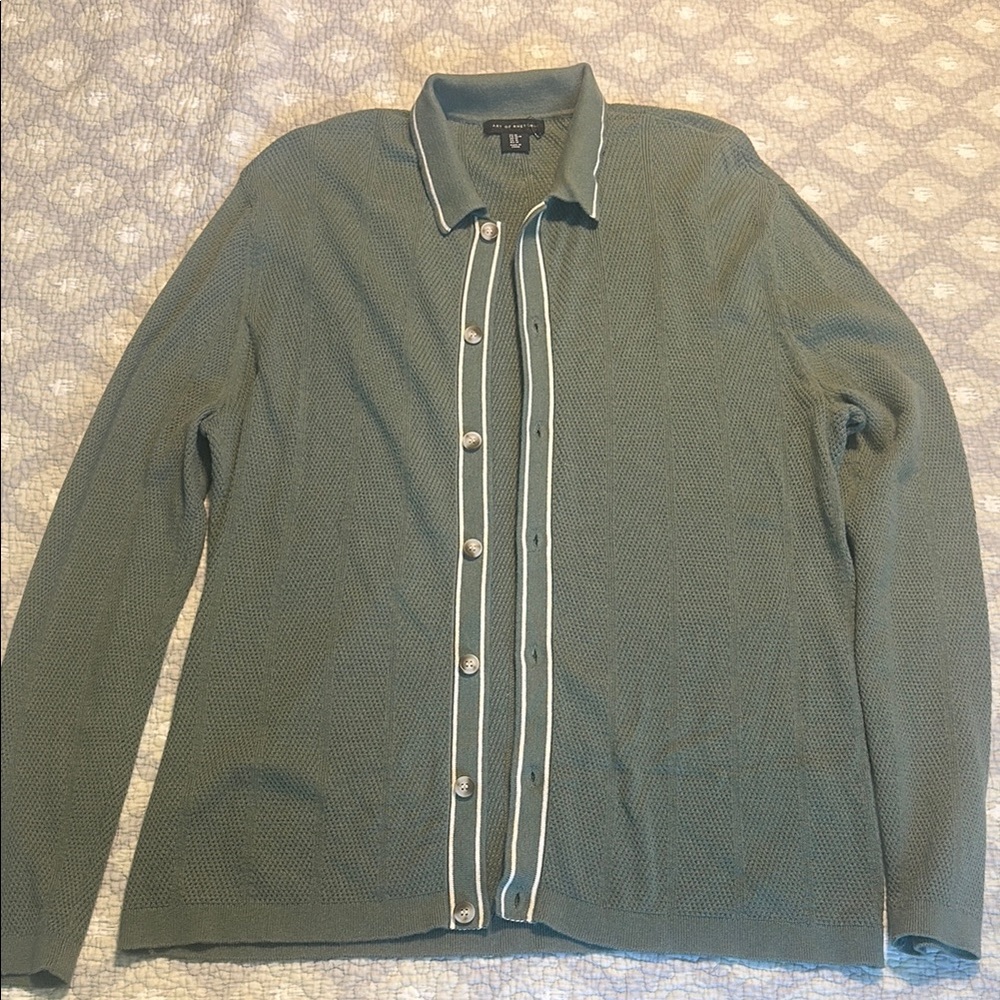 Art of Rhetoric Men's Green Button-Up Sweater